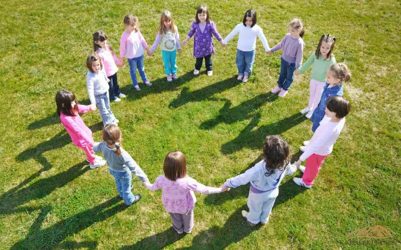Kids Play Activities