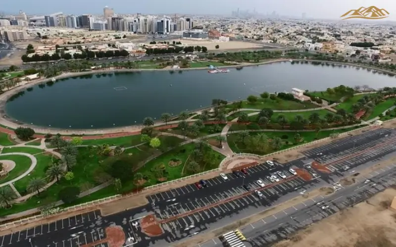 Al Nahda Pond Park parking